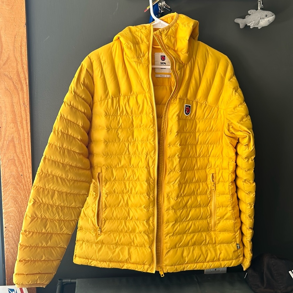 Yellow Fjallraven Puffer Jacket